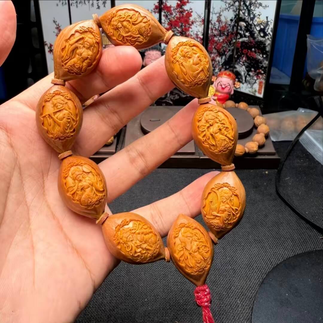 THE LADY & THE LANDSCAPE — HAND-CARVED STORY BRACELET